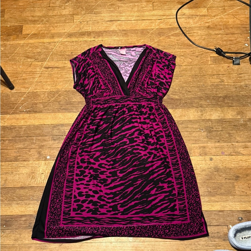 Y2K Black & Magenta Animal Print V-Neck Dress